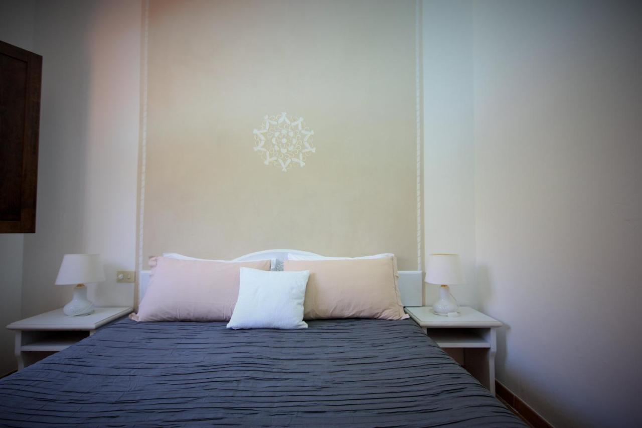 Boutique Hotel Sant'Andrea & Relais San Pantaleo Exterior foto