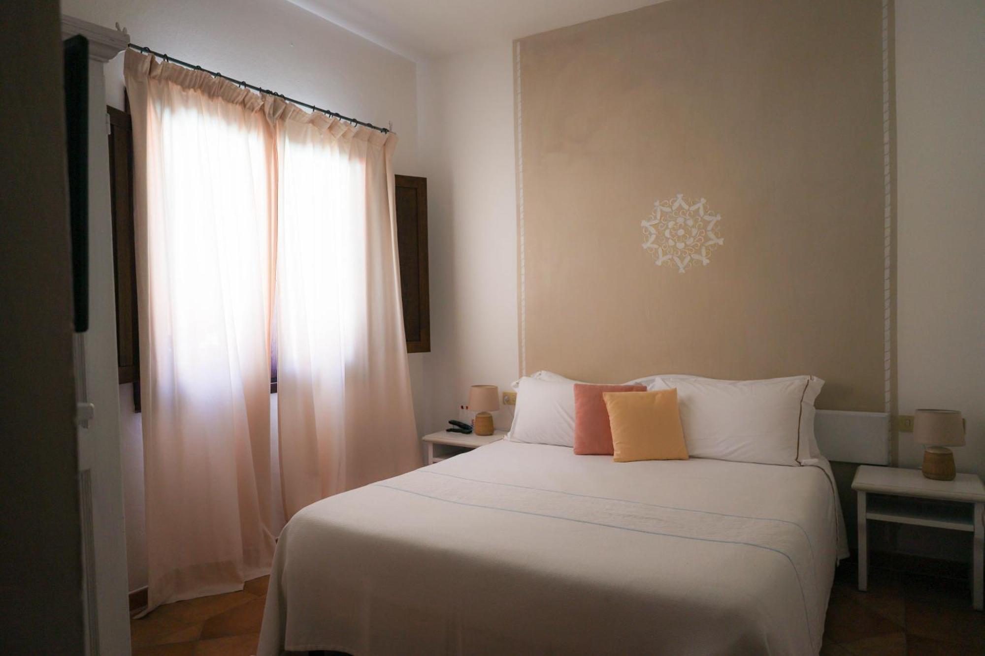 Boutique Hotel Sant'Andrea & Relais San Pantaleo Exterior foto