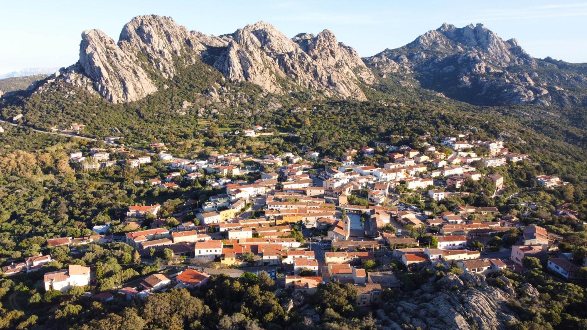 Boutique Hotel Sant'Andrea & Relais San Pantaleo Exterior foto