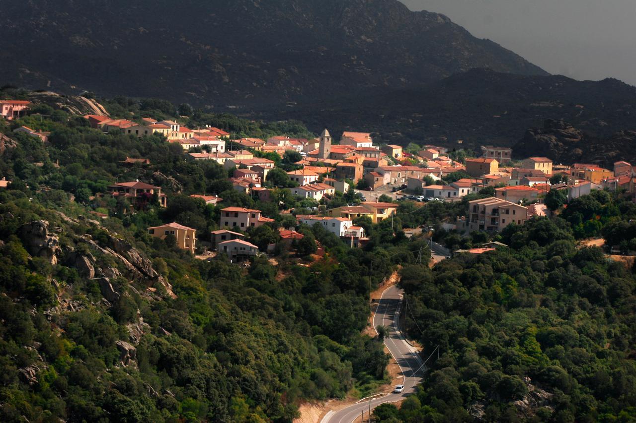 Boutique Hotel Sant'Andrea & Relais San Pantaleo Exterior foto