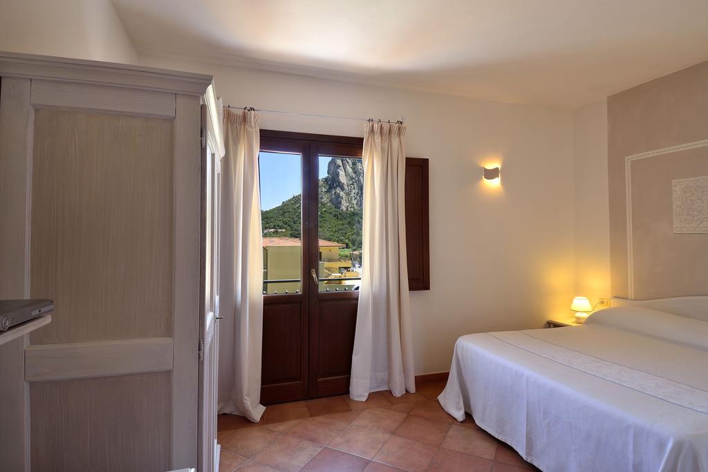 Boutique Hotel Sant'Andrea & Relais San Pantaleo Quarto foto